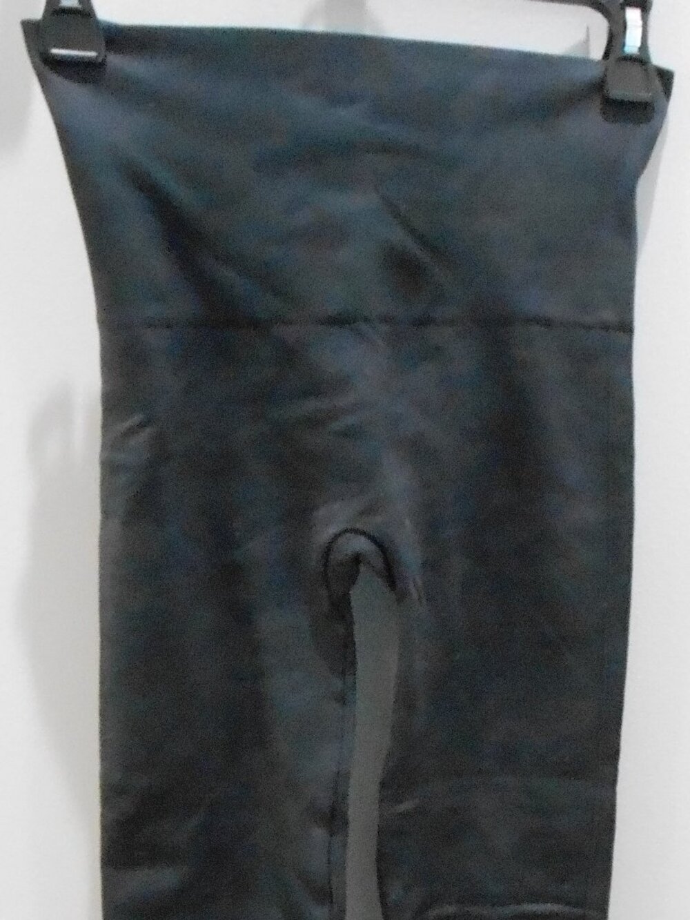 Spanx Women's Dark Gray Black Camo Camoflauge Mid Rise Leggings Size-Small